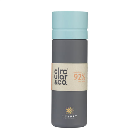 Circular&Co Reusable Bottle 600 ml Wasserflasche - Schwarz/Blau Circular&Co Reusable Bottle 600 ml Wasserflasche - Schwarz/Blau