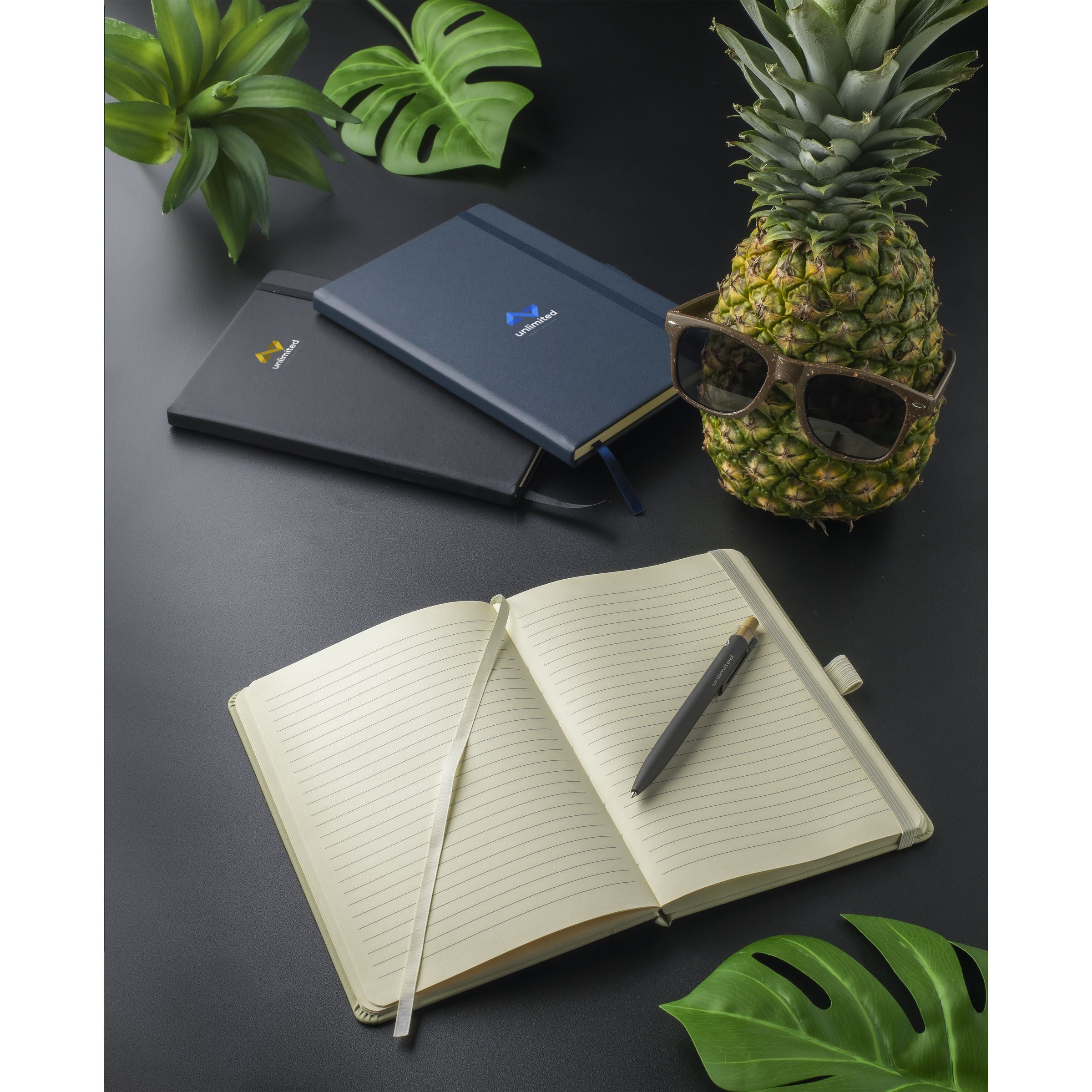 Pineapple Notebook Notizbuch - Schwarz