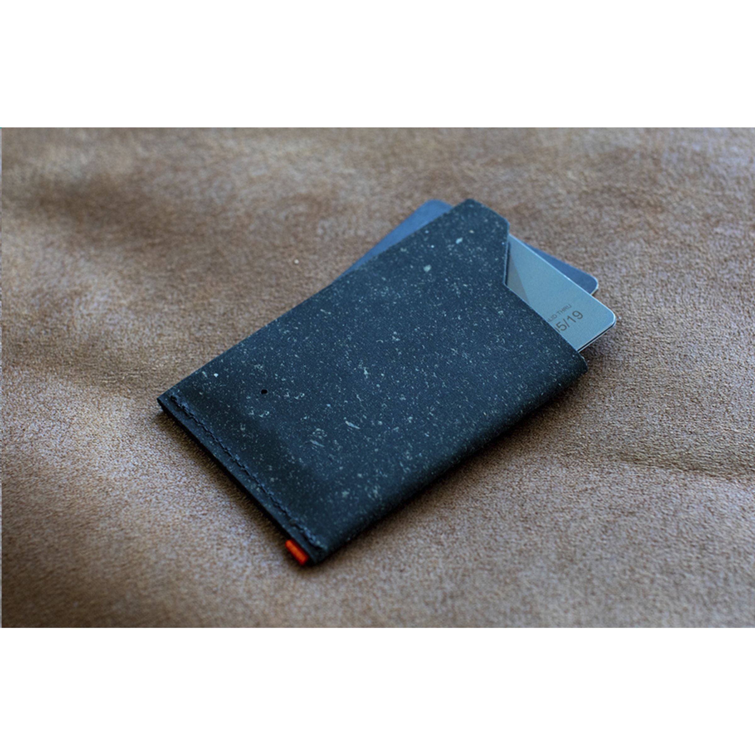 Recycled leather cardholder Kartenhalter - Schwarz