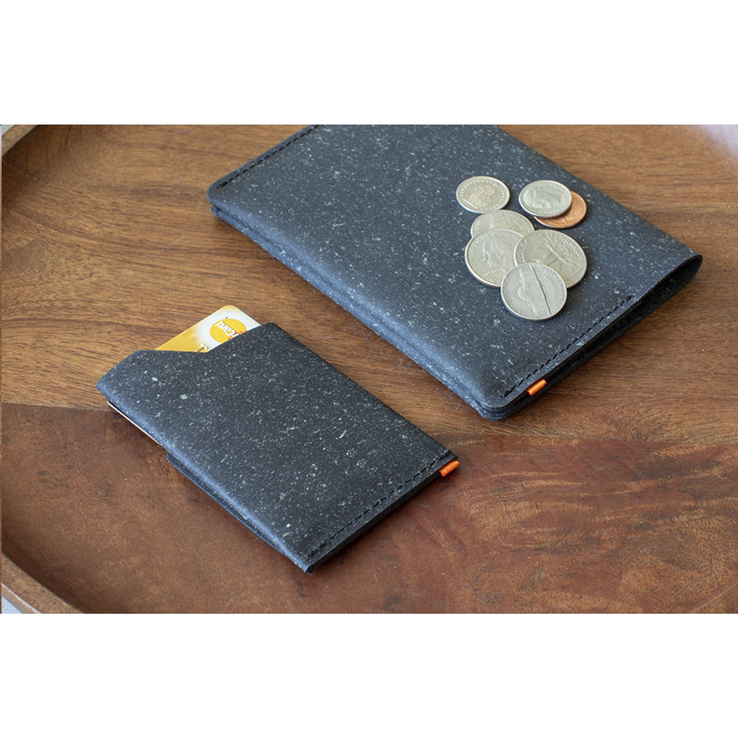 Recycled leather cardholder Kartenhalter - Schwarz