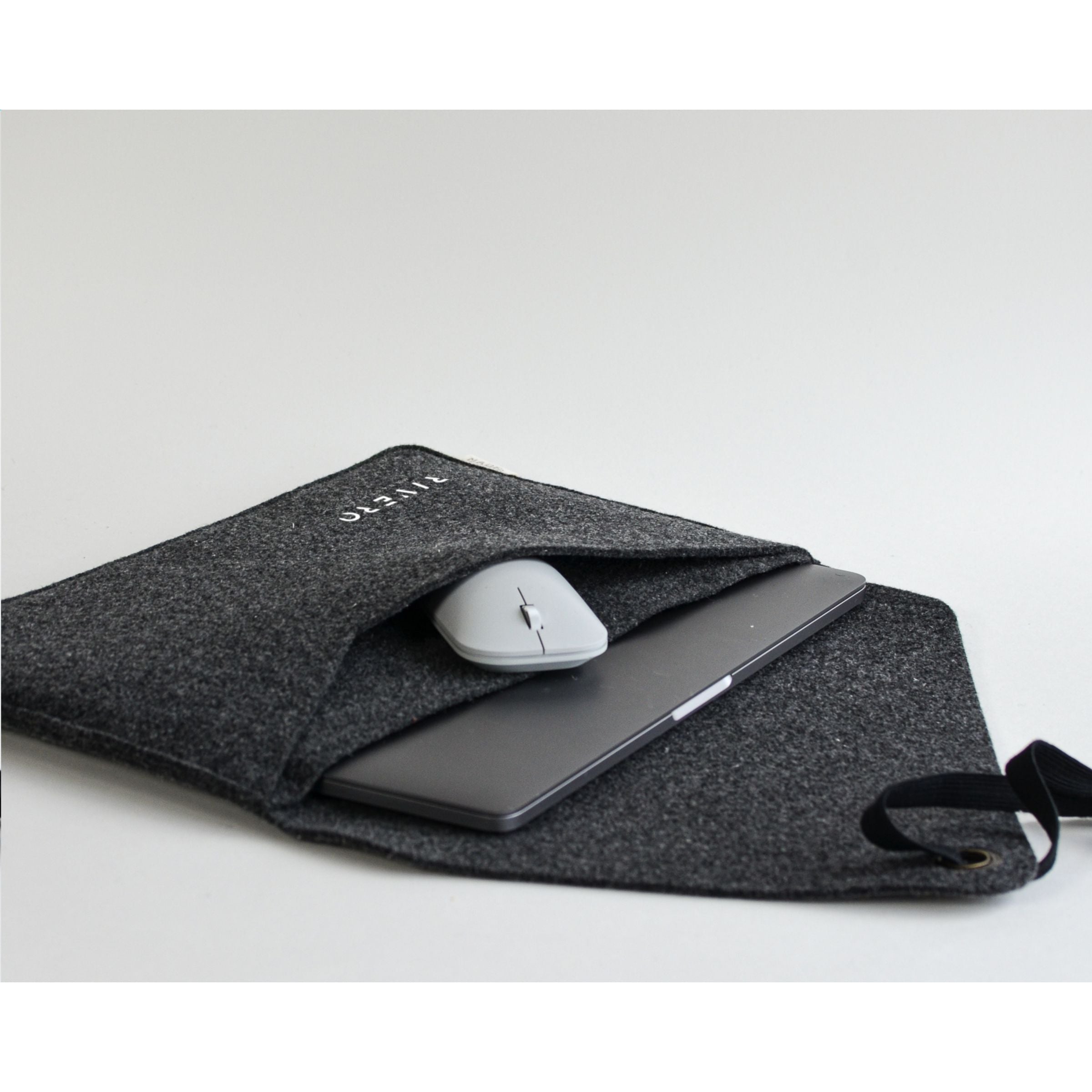 Recycled Felt Laptop Sleeve 14" - Schwarz