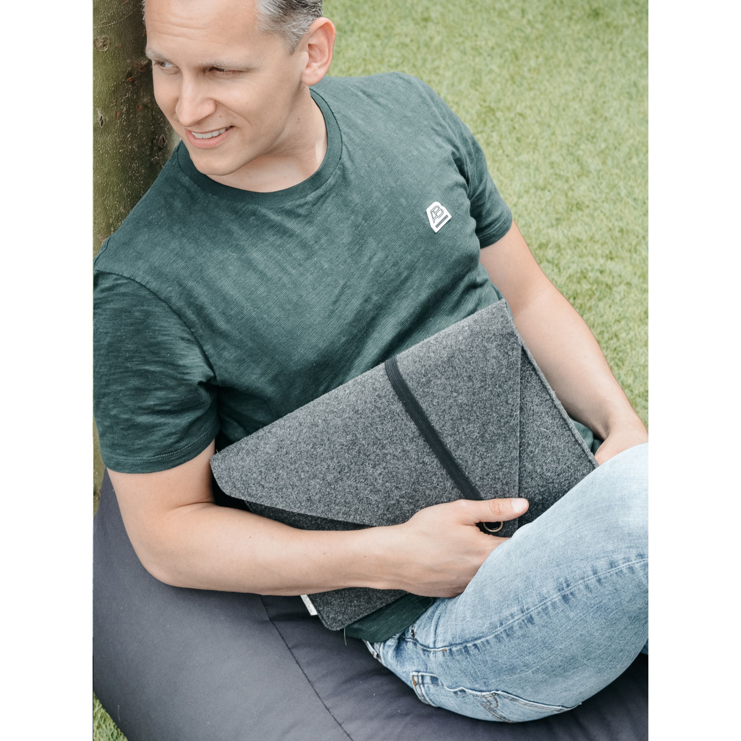 Recycled Felt Laptop Sleeve 14" - Schwarz